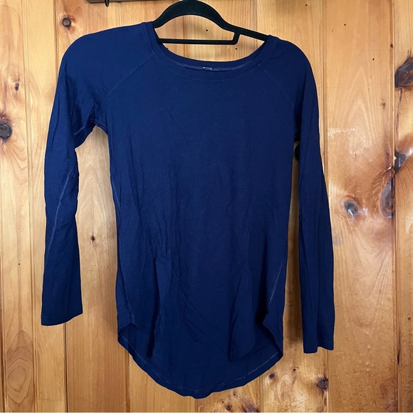 Lululemon Athletica Deep Blue Long Sleeve Top - Picture 2 of 3